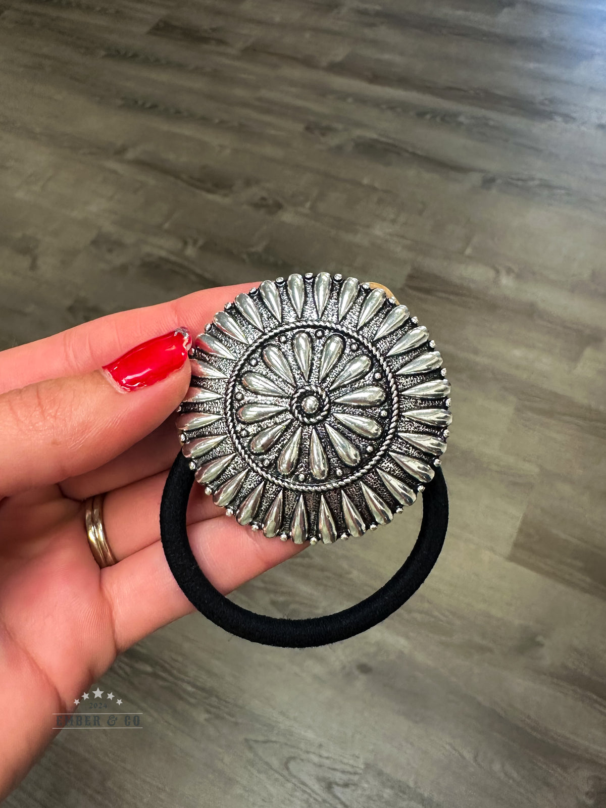 Concho Design Hair Tie