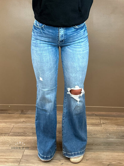 Distressed High Rise Straight Flare Denim