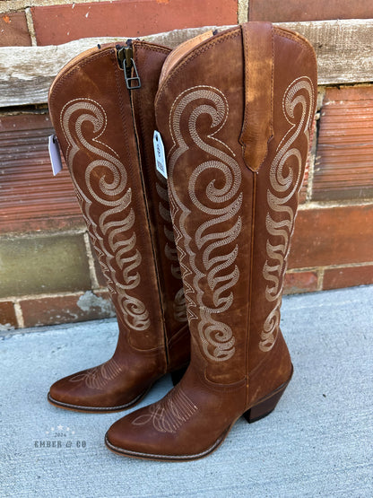 Tall Women's Leather Boot (Brown)