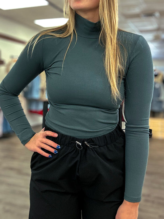 Ribbed Long Sleeve Turtleneck - 3 Colors